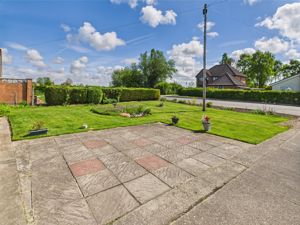 Front Garden- click for photo gallery